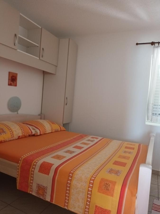 Volat Apartments Betina  Dış mekan fotoğraf