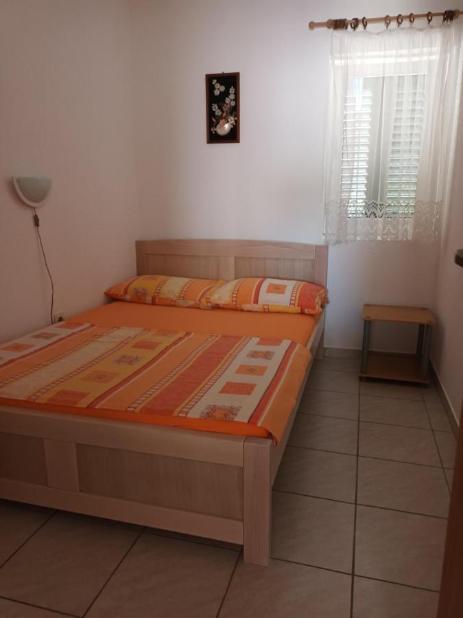 Volat Apartments Betina  Dış mekan fotoğraf