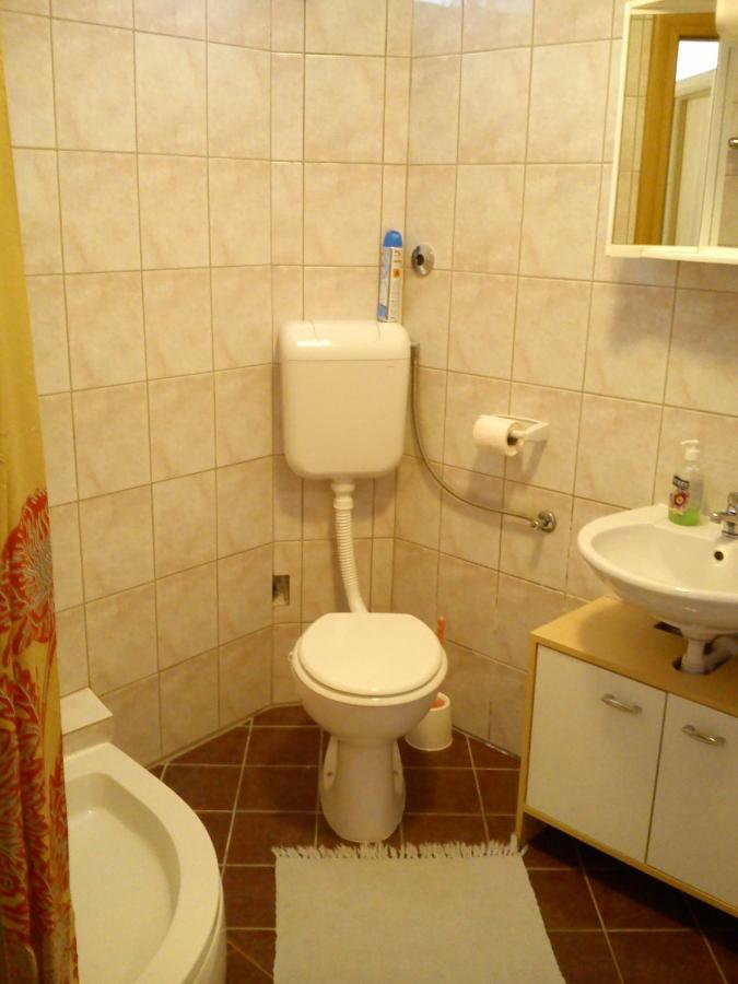 Volat Apartments Betina  Dış mekan fotoğraf