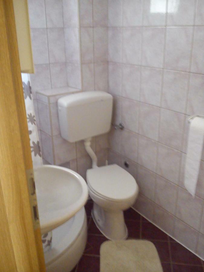 Volat Apartments Betina  Dış mekan fotoğraf